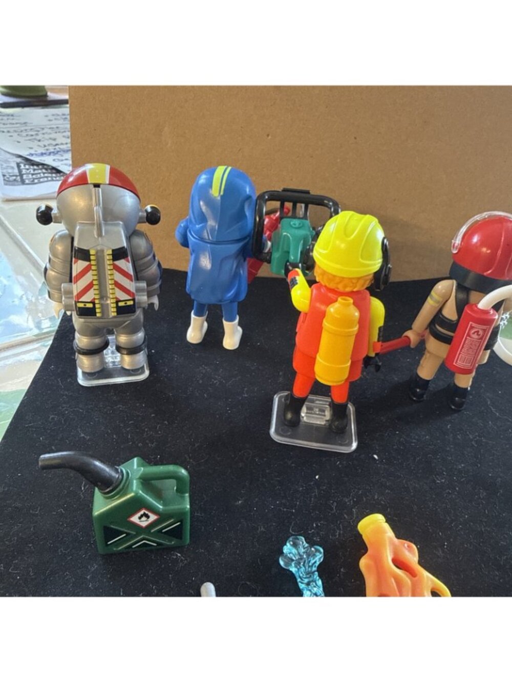 28+ Lot Playmobil Firefighters and Accessories Geobra - Picture 5 of 14